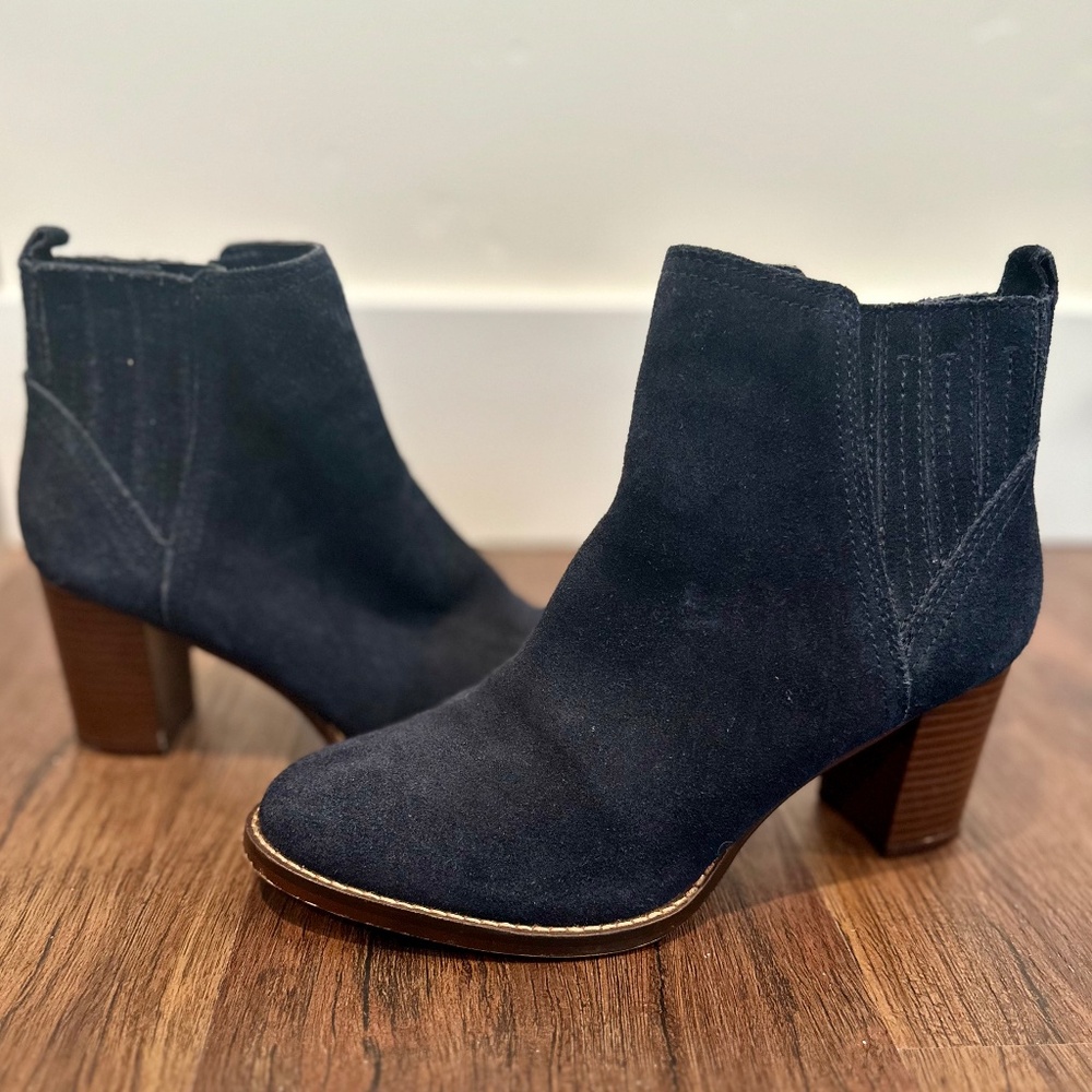 GAP Women’s Shoe